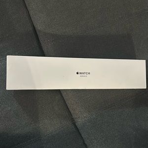 empty apple watch box